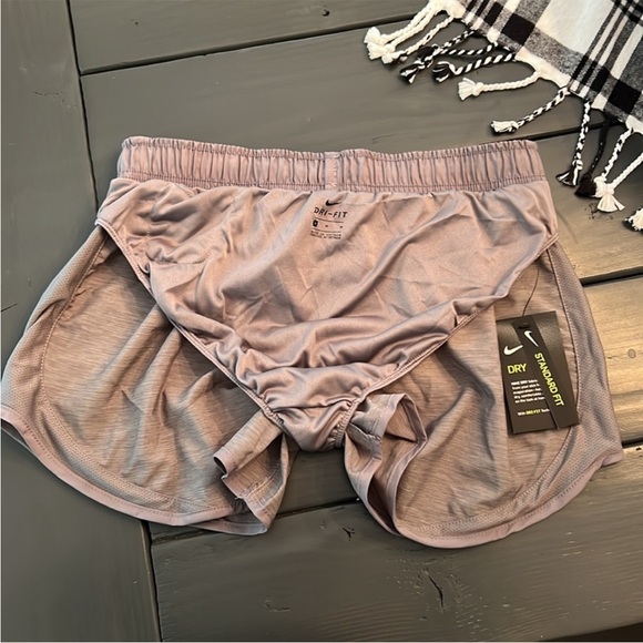 NWT Nike Dri Fit Shorts - Picture 6 of 11